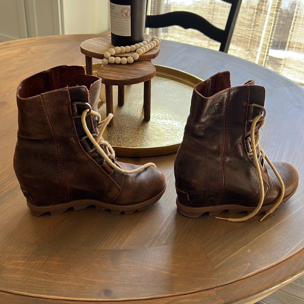 Sorel brown wedge bootie